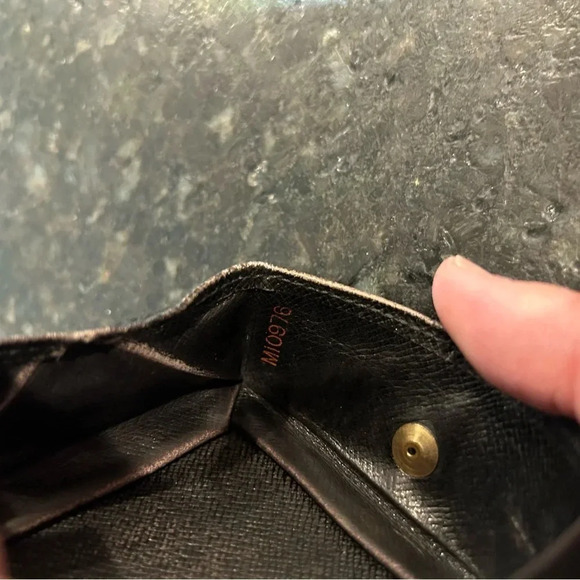Louis Vuitton Black Box Epi Noir Boite Coin Wallet Square Box Coin Purse - Picture 12 of 12